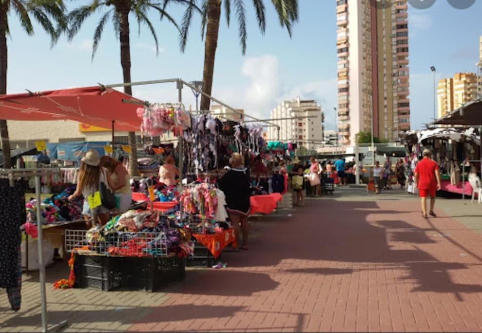 Coqueto Apartamento De Playa Con Piscina Y Terraza فالنسيا المظهر الخارجي الصورة
