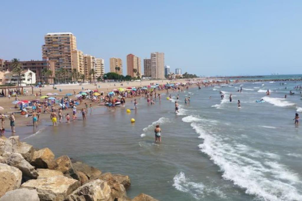 Coqueto Apartamento De Playa Con Piscina Y Terraza فالنسيا المظهر الخارجي الصورة